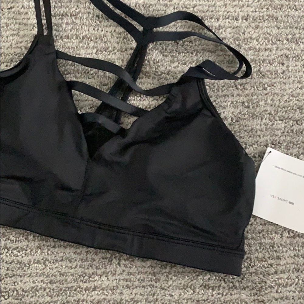 Victoria secret sport size medium